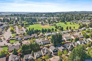 19537 Morrie Dr, Oregon City, OR 97045 - Photo 45