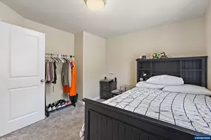 19537 Morrie Dr, Oregon City, OR 97045 - Photo 19