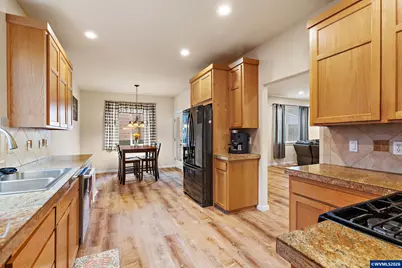 19537 Morrie Dr, Oregon City, OR 97045 - Photo 17