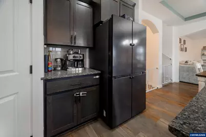 2303 NE Deciduous Av, Albany, OR 97321 - Photo 13