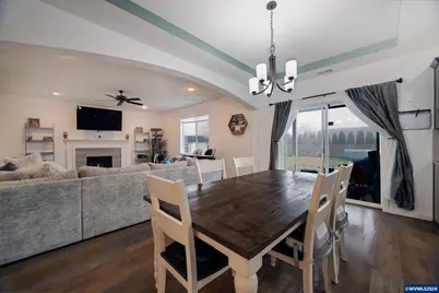 2303 NE Deciduous Av, Albany, OR 97321 - Photo 9