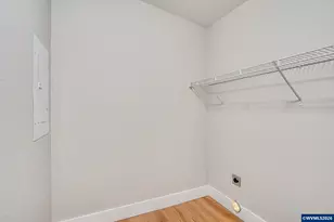 1015 Oak St, Silverton, OR 97381 - Photo 21