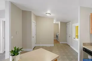 1015 Oak St, Silverton, OR 97381 - Photo 17