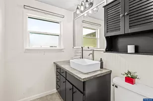 1185 Franklin St, Lebanon, OR 97355 - Photo 15