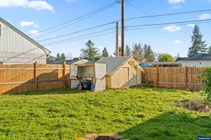 1185 Franklin St, Lebanon, OR 97355 - Photo 25