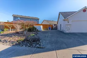 1860 Plateau Dr NE, Salem, OR 97305 - Photo 5