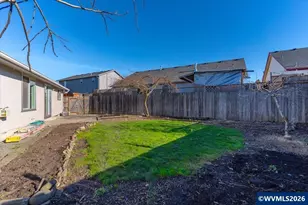 1860 Plateau Dr NE, Salem, OR 97305 - Photo 39