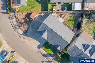 1860 Plateau Dr NE, Salem, OR 97305 - Photo 9