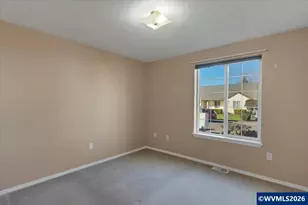 1860 Plateau Dr NE, Salem, OR 97305 - Photo 29
