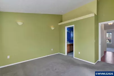 1860 Plateau Dr NE, Salem, OR 97305 - Photo 27