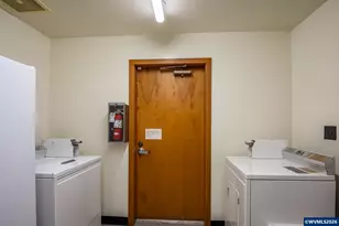 1199 N Terry St, Eugene, OR 97402 - Photo 35