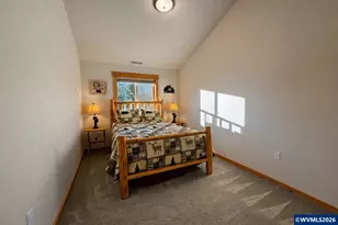 125 Melgard Ct, Detroit, OR 97342 - Photo 17