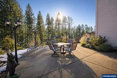 125 Melgard Ct, Detroit, OR 97342 - Photo 5