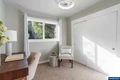 1065 22nd St NE, Salem, OR 97301 - Photo 17