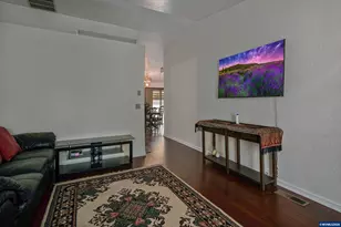 1526 Royalty Dr NE, Salem, OR 97301 - Photo 7