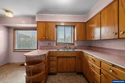 2450 Edgewood Av NE, Salem, OR 97301 - Photo 13