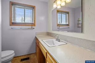 2450 Edgewood Ave NE, Salem, OR 97301 - Photo 17