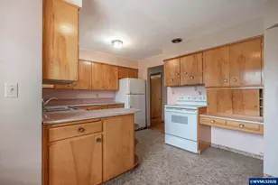 2450 Edgewood Ave NE, Salem, OR 97301 - Photo 11