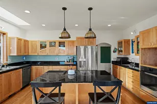 6455 NW Sisters Pl, Corvallis, OR 97330 - Photo 13