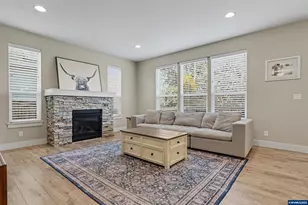 5657 Boundary Dr S, Salem, OR 97306 - Photo 9