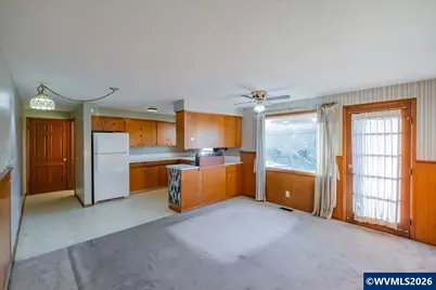 3764 Ivy St NE, Salem, OR 97305 - Photo 9