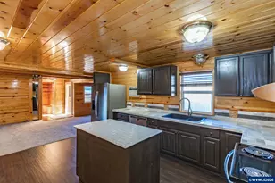 3800 E Mountain View Dr SE, Albany, OR 97322 - Photo 7