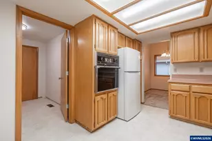 1669 Nut Tree Dr, Salem, OR 97304 - Photo 17