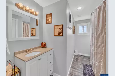 396 Clover St, Aumsville, OR 97325 - Photo 17