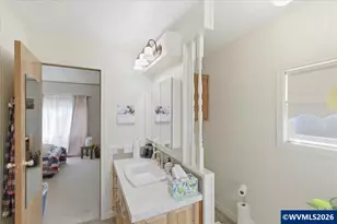 3800 E Mountain View Dr SE, Albany, OR 97322 - Photo 15