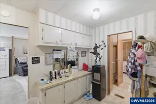 3800 E Mountain View Dr SE, Albany, OR 97322 - Photo 19