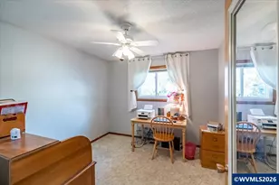 31867 Lawrence St, Lebanon, OR 97355 - Photo 19