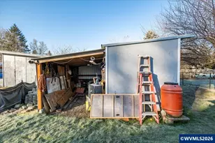 31867 Lawrence St, Lebanon, OR 97355 - Photo 37