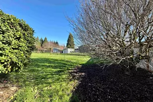 31867 Lawrence St, Lebanon, OR 97355 - Photo 25