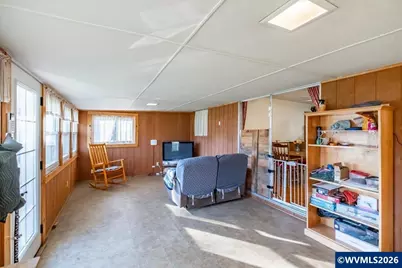 31867 Lawrence St, Lebanon, OR 97355 - Photo 21