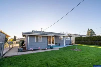 1379 Sallal Rd, Woodburn, OR 97071 - Photo 3