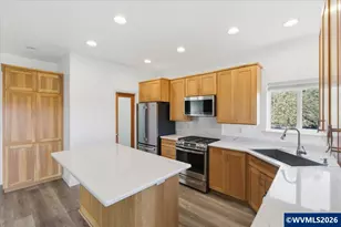 31265 S Main Rd, Lebanon, OR 97355 - Photo 11