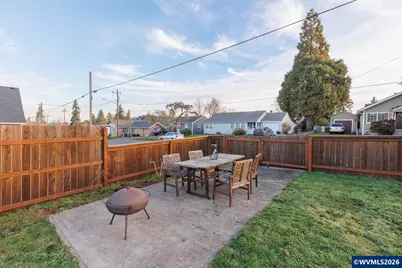 886 SW Birch St St, Dallas, OR 97338 - Photo 23