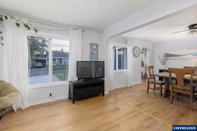 886 SW Birch St St, Dallas, OR 97338 - Photo 7