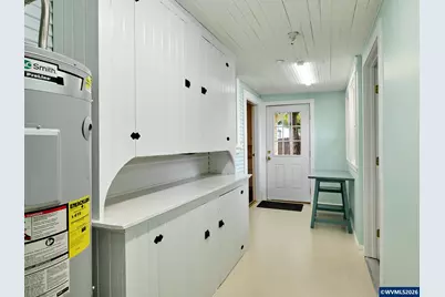 308 A St, Silverton, OR 97381 - Photo 21