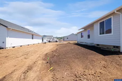 4445 Knotty Pine Ct, Sweet Home, OR 97386 - Photo 5