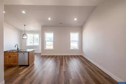 4445 Knotty Pine Ct, Sweet Home, OR 97386 - Photo 7