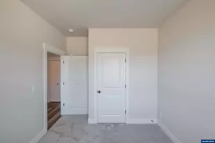 4445 Knotty Pne Ct, Sweet Home, OR 97386 - Photo 35