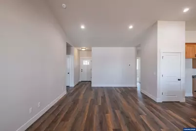 4445 Knotty Pine Ct, Sweet Home, OR 97386 - Photo 9