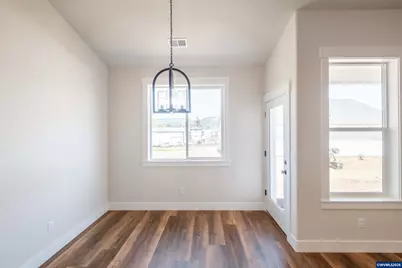 4445 Knotty Pine Ct, Sweet Home, OR 97386 - Photo 17