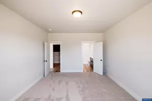 4455 Knotty Pne Ct, Sweet Home, OR 97386 - Photo 35