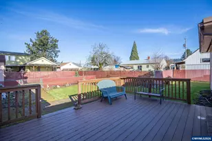 395 Berry St, Lebanon, OR 97355 - Photo 27