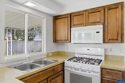 1062 33rd Av SW, Albany, OR 97321 - Photo 13