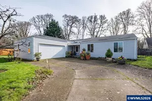 1062 33rd Ave SW, Albany, OR 97321 - Photo 3