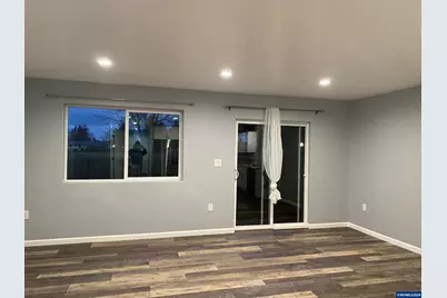 2211 Jefferson Ct, Albany, OR 97322 - Photo 5