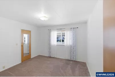 1307 S Water St, Silverton, OR 97381 - Photo 13